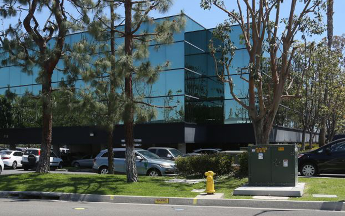 48,721 sq. ft. multi-tenant office building in Irvine, CA